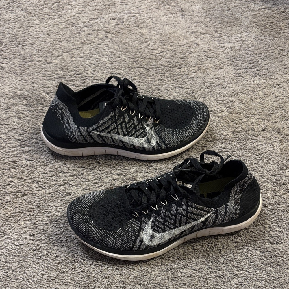 Nike Black and Gray Women's Sneakers